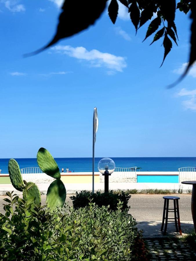 Freedom Village Soverato Marina Εξωτερικό φωτογραφία